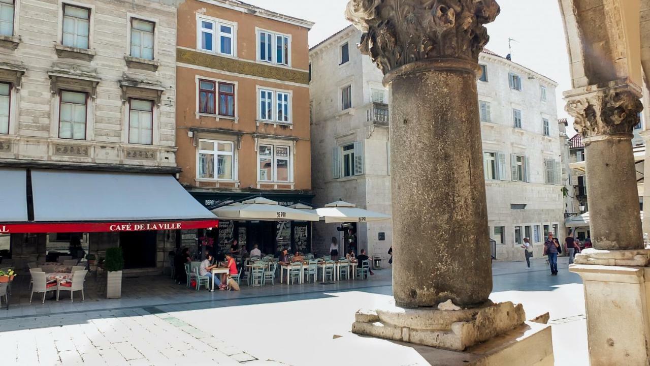 Old Square Studio Apartment Split Exterior foto