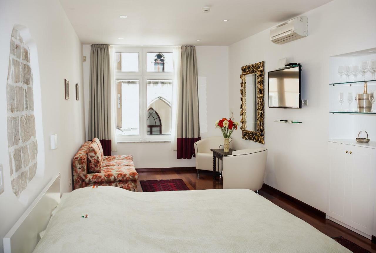 Old Square Studio Apartment Split Exterior foto